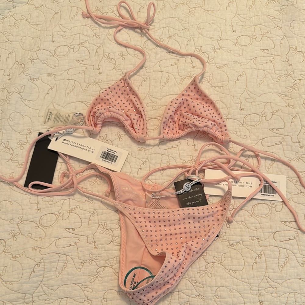 White fox Women's Pink Bikini Set